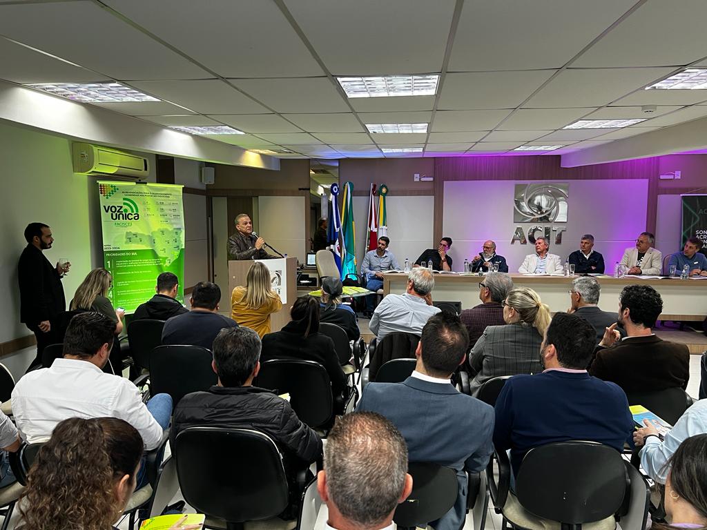 Candidatos recebem Cartilha Voz Única com necessidades da região Sul