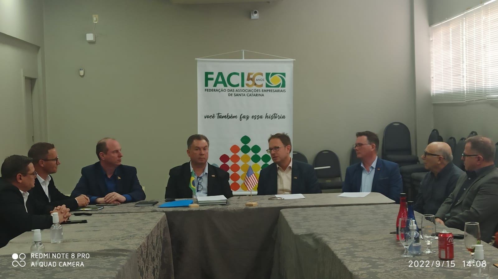 FACISC reúne-se com representantes internacionais em Chapecó