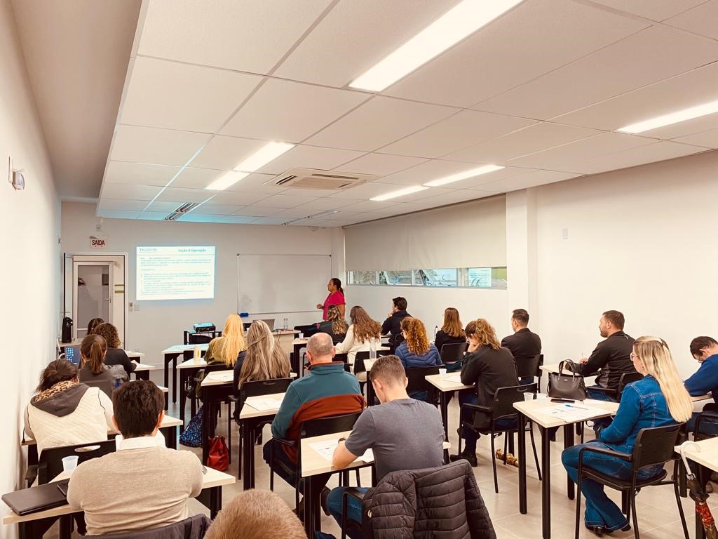 Acisbs lança cinco cursos para 2023