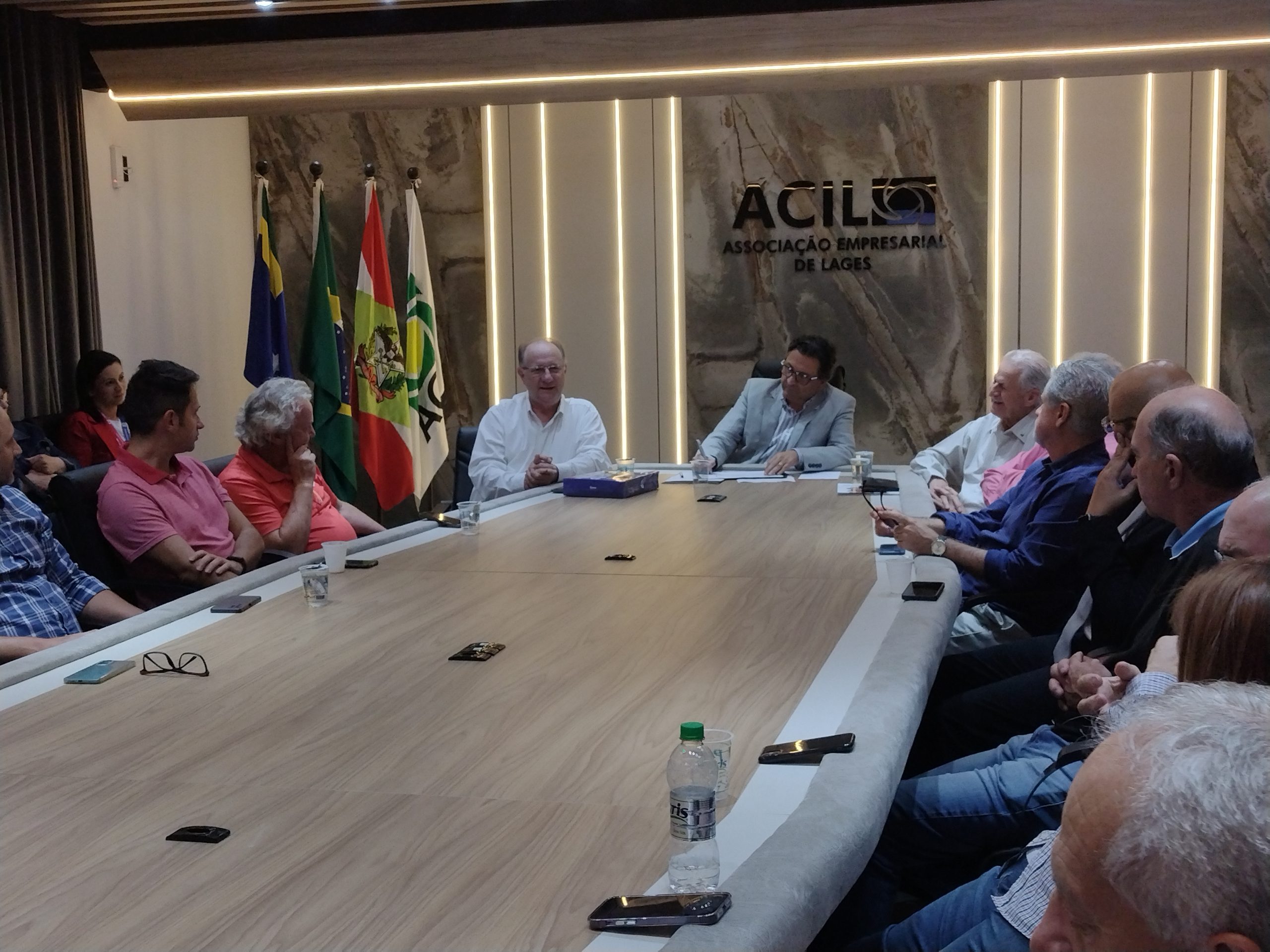 Em Lages, presidente do CIEE/SC faz apelo a empresários por oportunidades de trabalho a estudantes Em Lages, presidente do CIEE/SC faz apelo a empresários por oportunidades de trabalho a estudantes