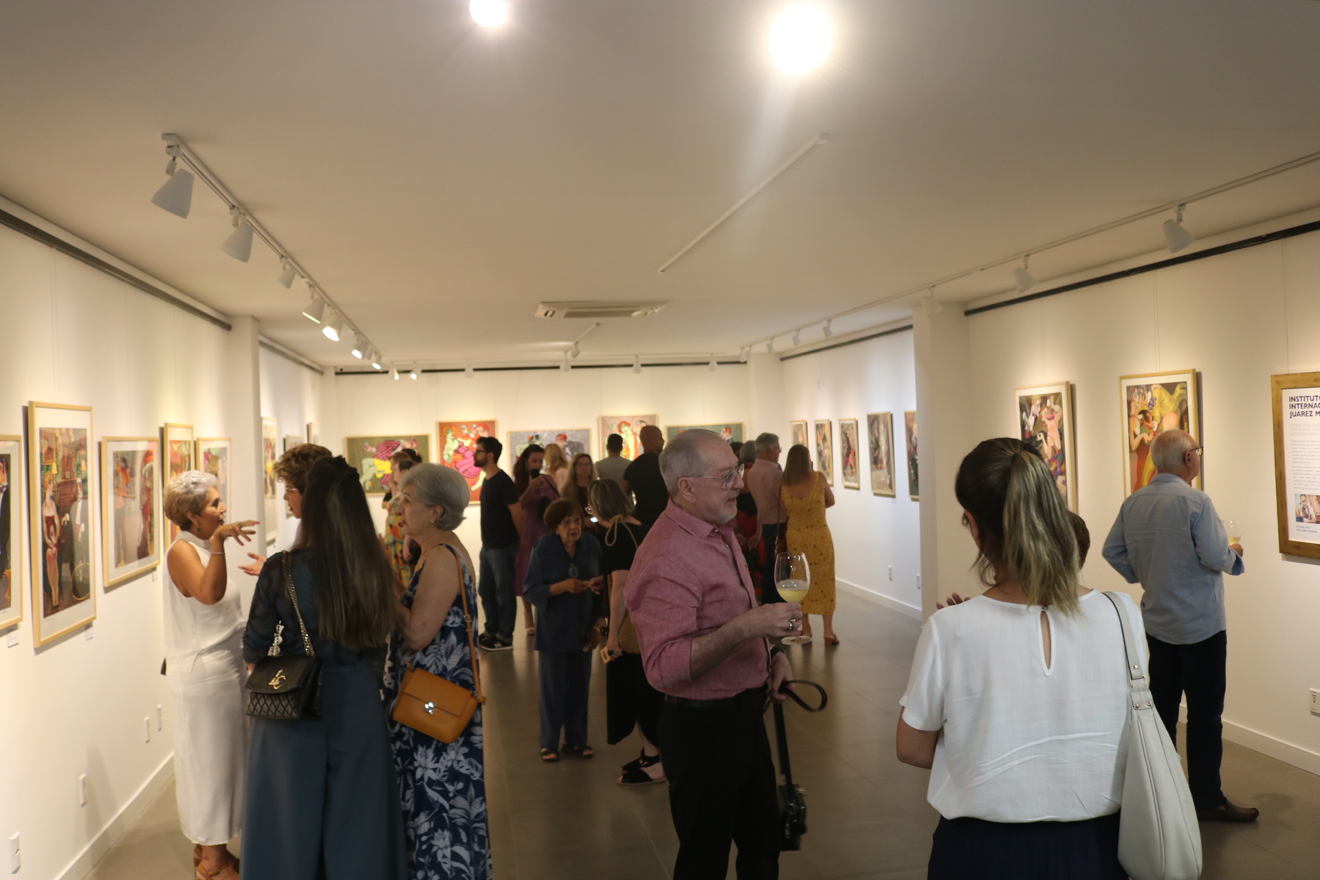 União entre as artes plásticas e a música marcam abertura da Exposição “Juarez Machado: Cidadão do Mundo