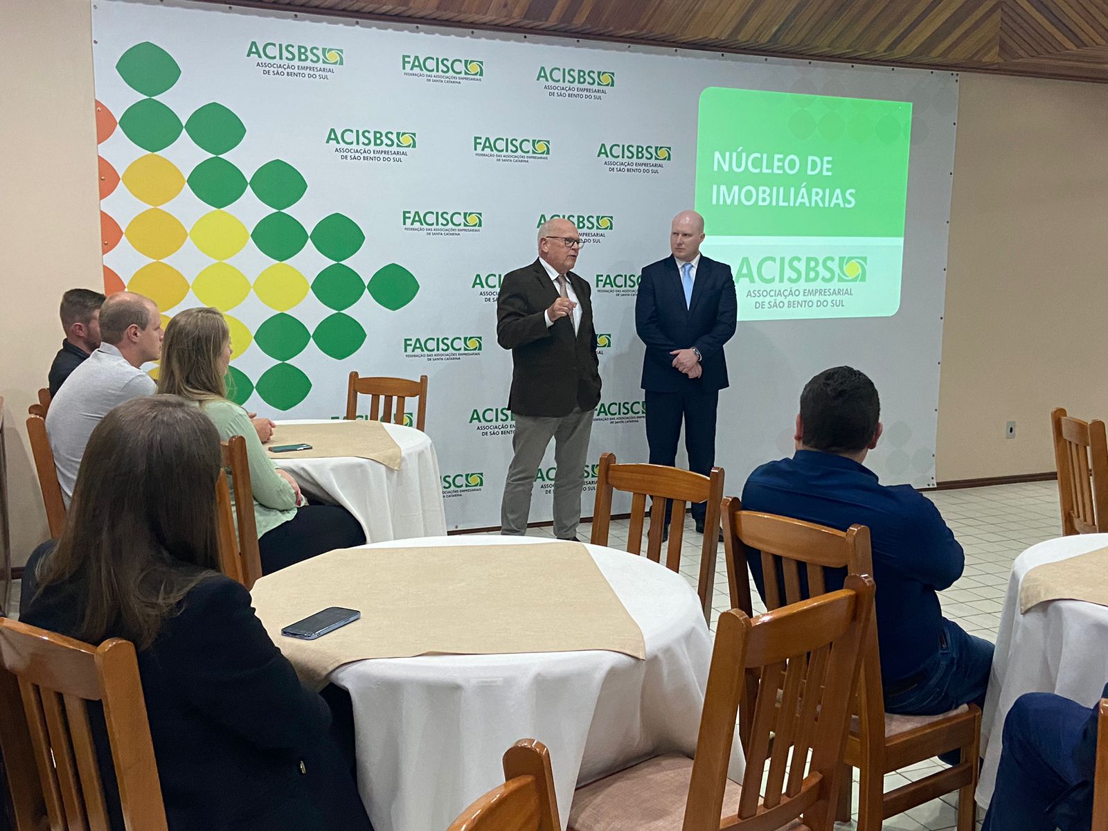 Ética de corretores de imóveis em pauta na palestra da Acisbs