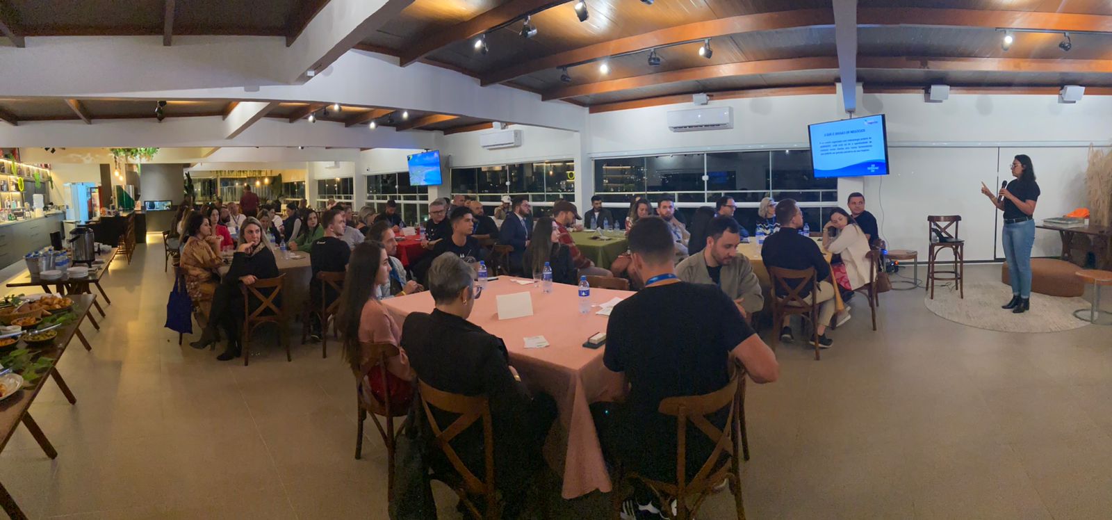 Empresários participam de Rodada de Negócios em Bombinhas