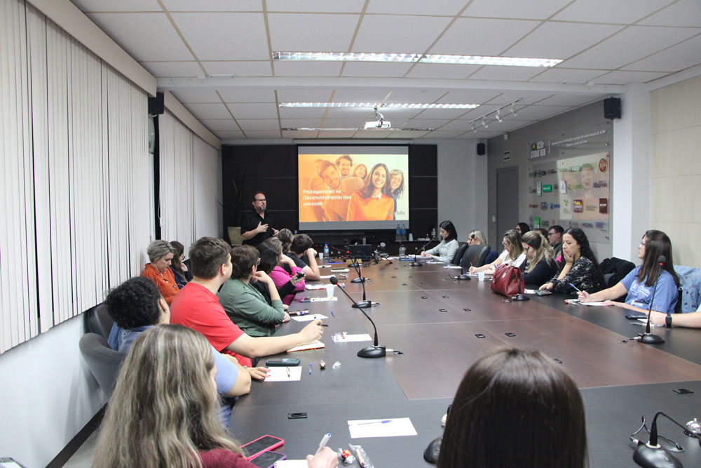 Núcleo de Gestão de Pessoas da ACIBr realiza capacitação Núcleo de Gestão de Pessoas da ACIBr realiza capacitação