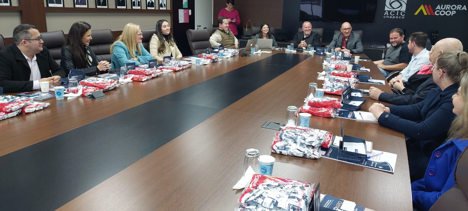 Em Chapecó, Mercoagro alinha ações com setores gastronômico e hoteleiro Em Chapecó, Mercoagro alinha ações com setores gastronômico e hoteleiro