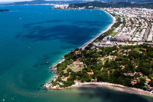 FACISC defende atuação do Estado para reversão da portaria que reconhece a faixa de 300 metros da linha preamar como área de preservação permanente FACISC defende atuação do Estado para reversão da portaria que reconhece a faixa de 300 metros da linha preamar como área de preservação permanente