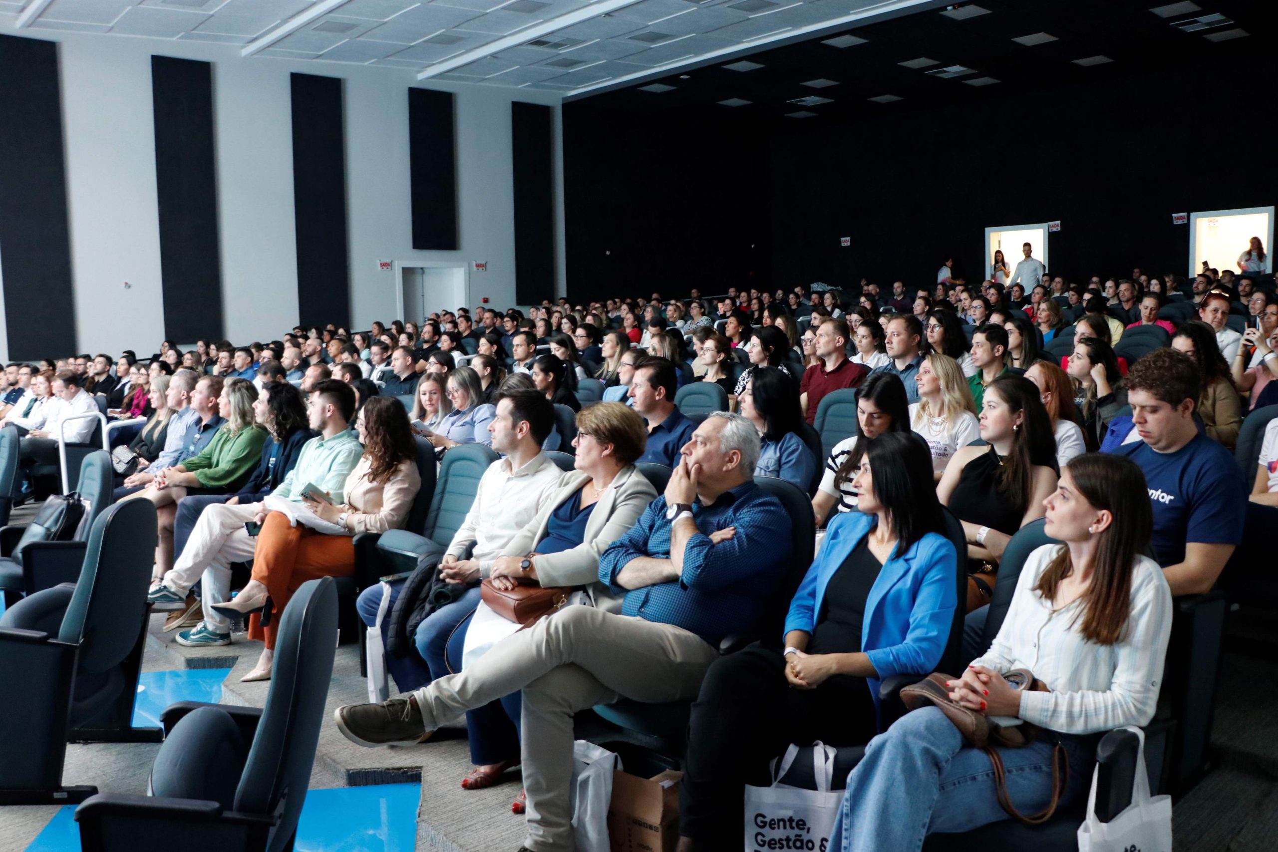 Em Chapecó, “Gente, Gestão e Resultado” abordou as transformações do mercado de trabalho