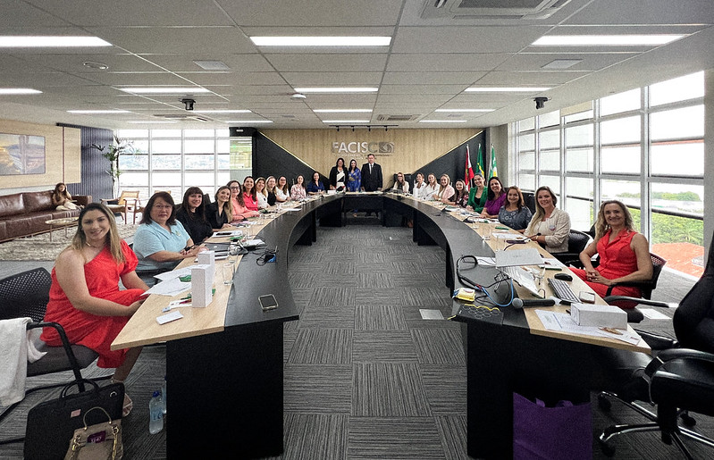 Conselho Estadual da Mulher Empresária reúne empresárias para primeira reunião da nova diretoria