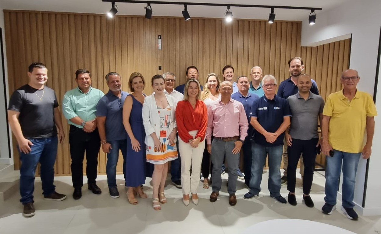 Presidente da ACII, Gabriela Kelm assume a presidência da primeira diretoria do Conselho de Entidades de Itajaí