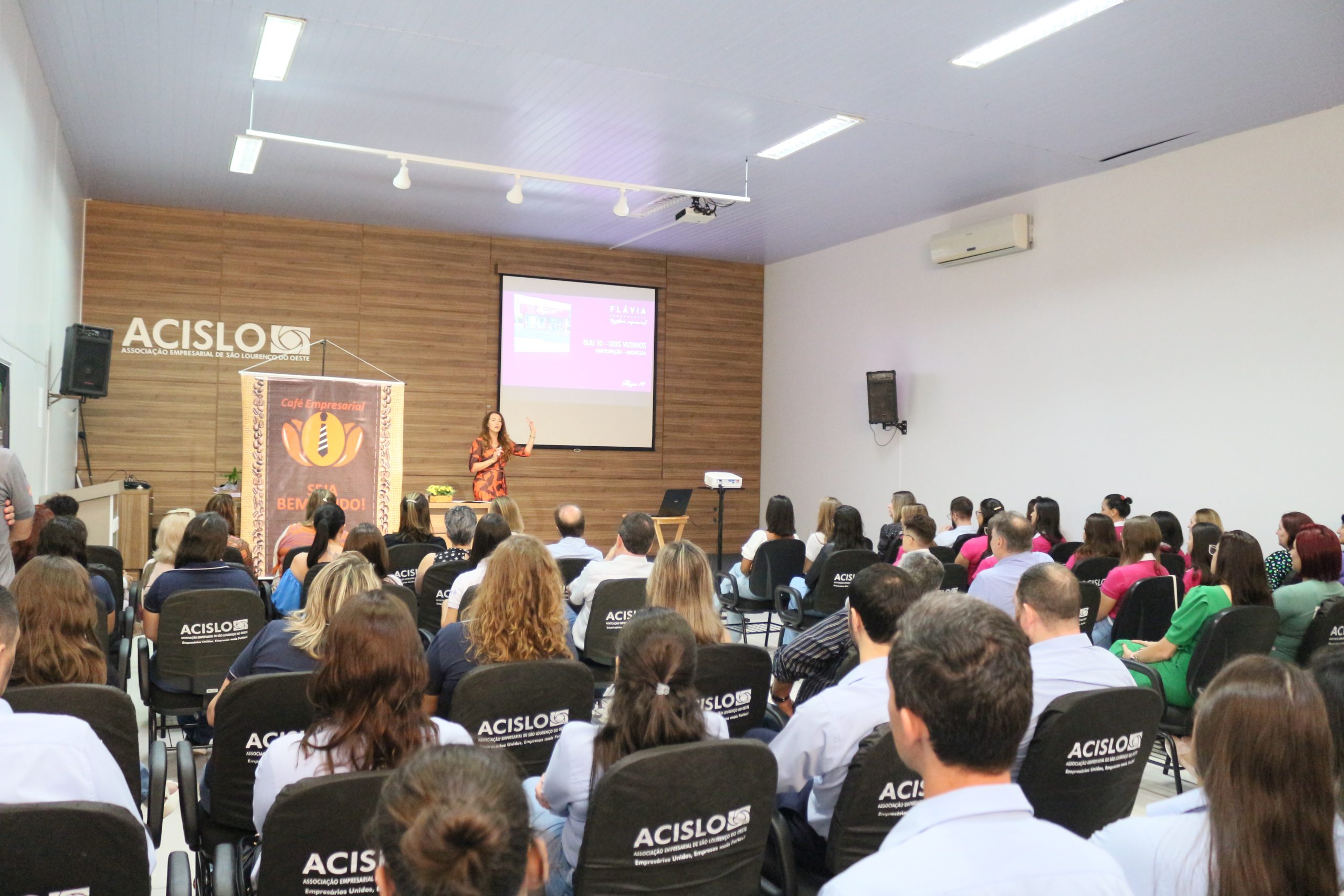 Em comemoração ao Dia Internacional da Mulher,Acislo promove 9ª edição do Café Mulher