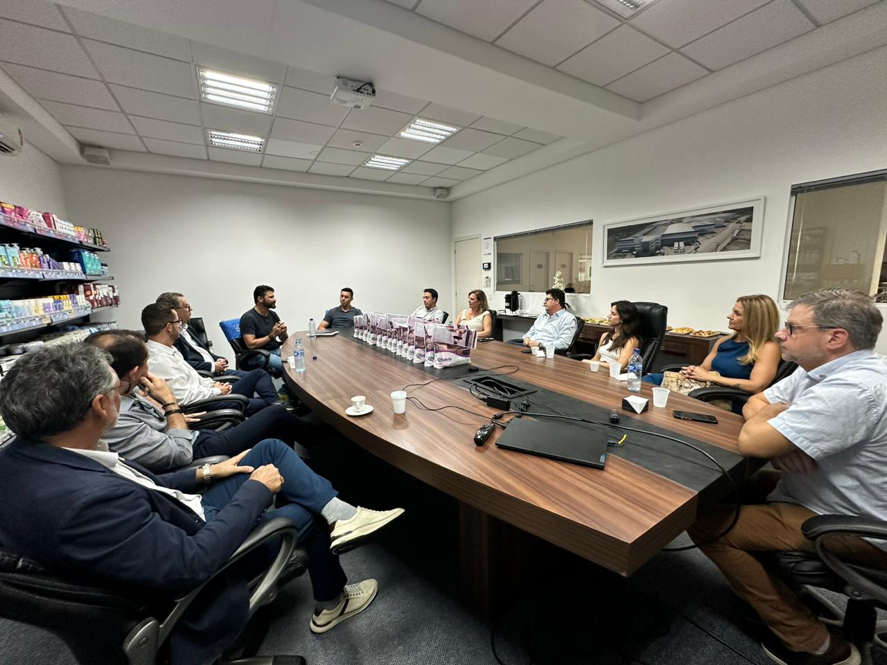 Presidentes das ACIs da Grande Florianópolis visitaram empresa Cottonbaby em São José