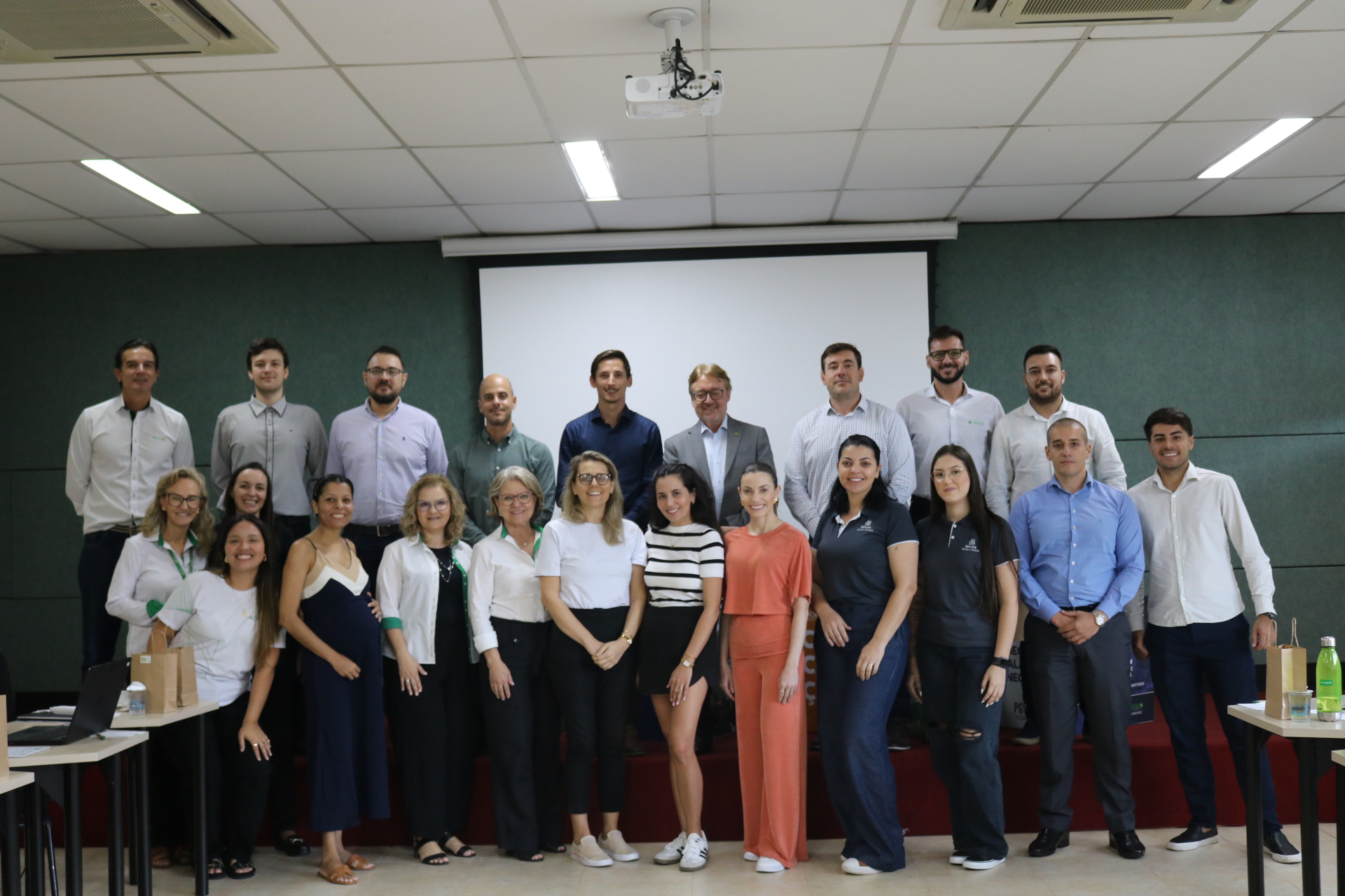 Acic retoma encontro com os associados