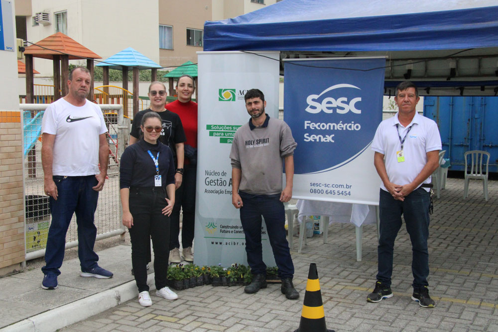 Dia D Ecoponto recolhe 1,2 tonelada de lixo eletrônico, pilhas e baterias