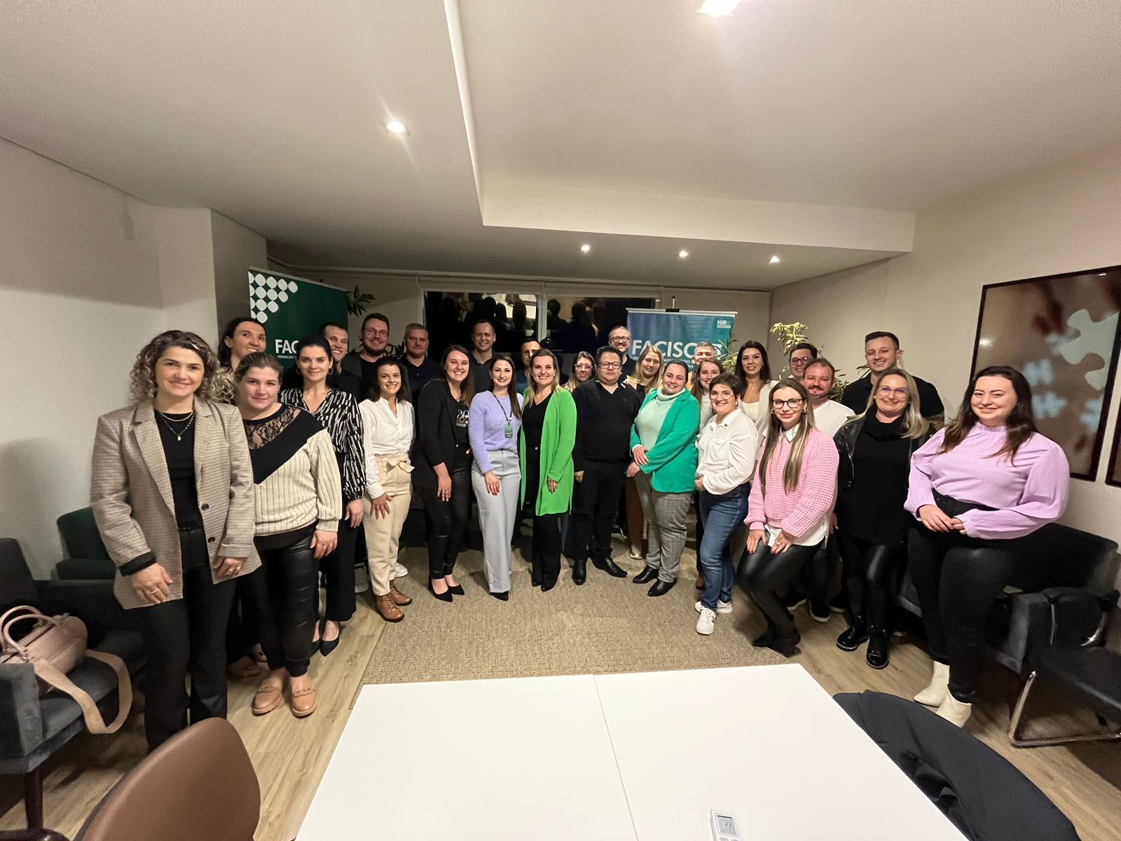 Integra Regional Extremo Oeste: Reunião Promove Troca de Boas Práticas e Fortalece associações empresariais