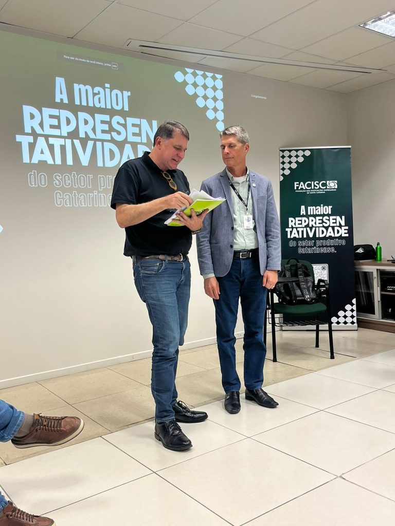 5317c541-7d23-47e2-bcc6-1fe3cb5ca8c3