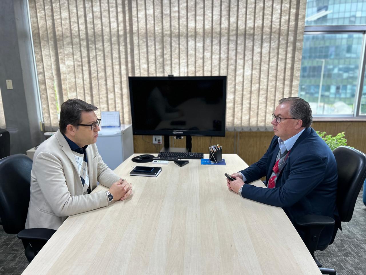 Presidente da Facisc realiza visita institucional ao DNIT