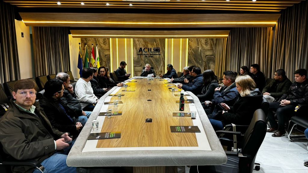 Crescimento e conquistas do IFSC Lages são destaques em reunião da ACIL