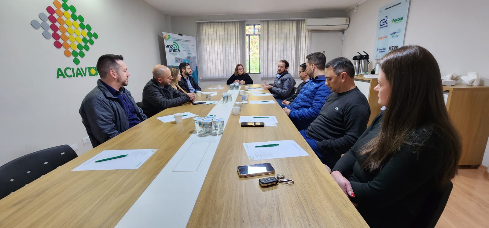 Voz Única da ACIAV será entregue a candidatos ao Executivo Municipal Voz Única da ACIAV será entregue a candidatos ao Executivo Municipal