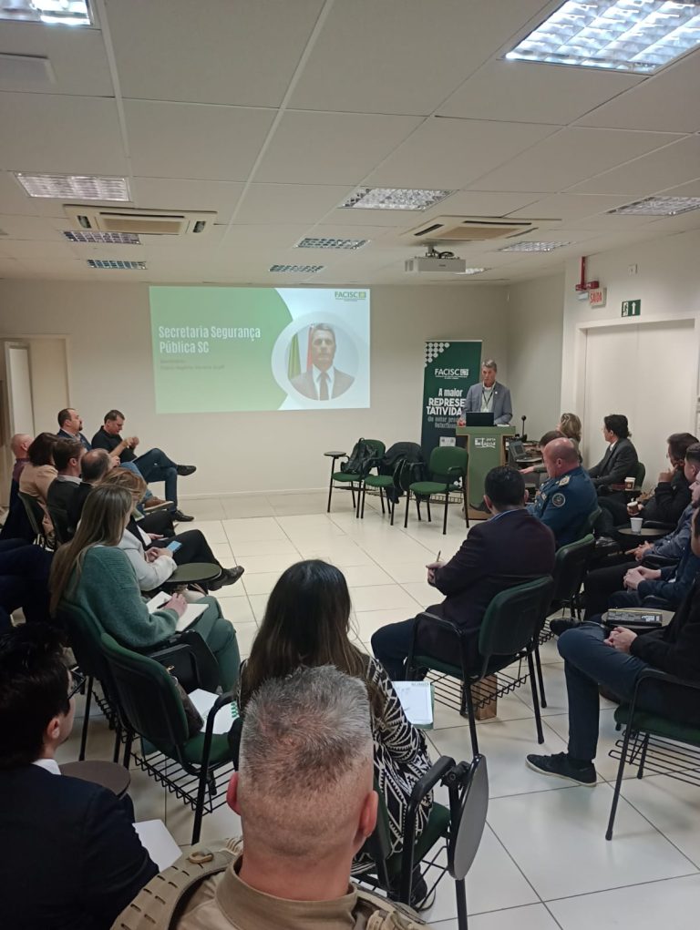 ebeb8735-9df3-4d0c-920c-13df3c6bab87