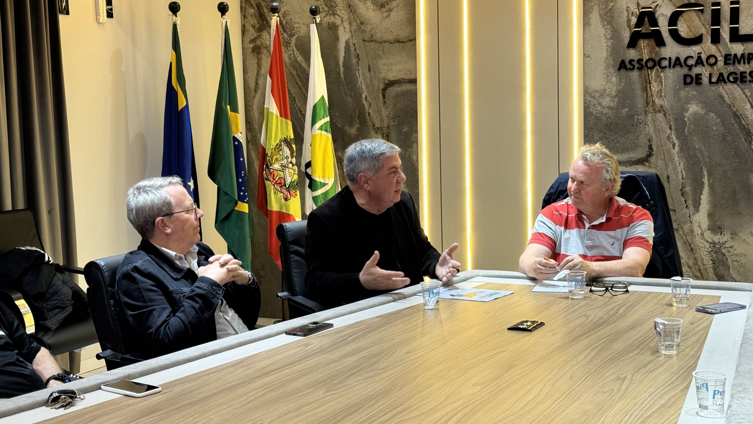 Emendas parlamentares foram pauta de reunião na ACIL