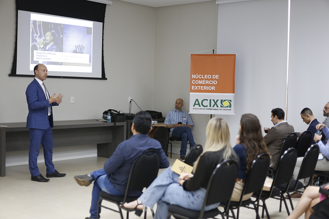 Cinco palestrantes participam do XXE-COMEX