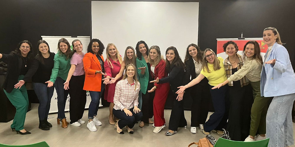 Mulheres Empreendedoras de Içara investem na comunicação para transformação de negócios