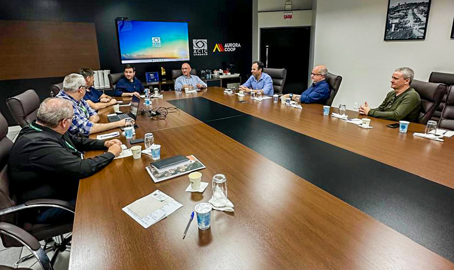 Dirigentes do BRDE visitam a ACIC