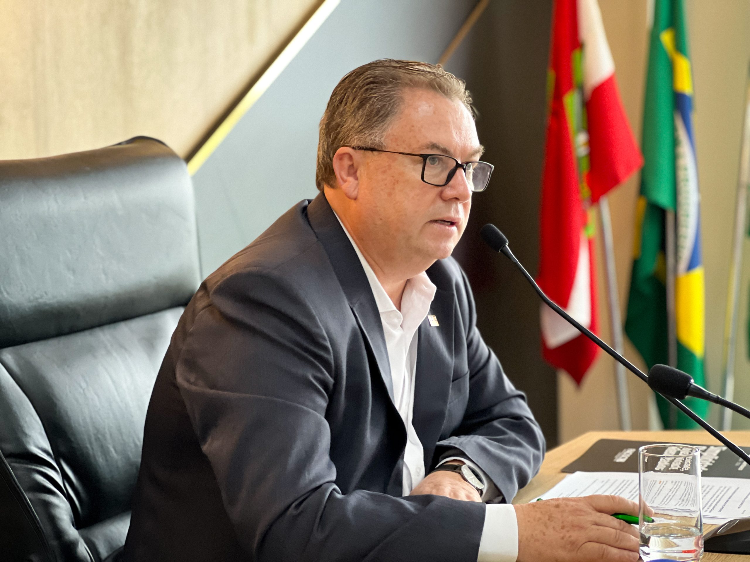 Nova tentativa do Governo Federal de aumentar impostos às empresas preocupa FACISC