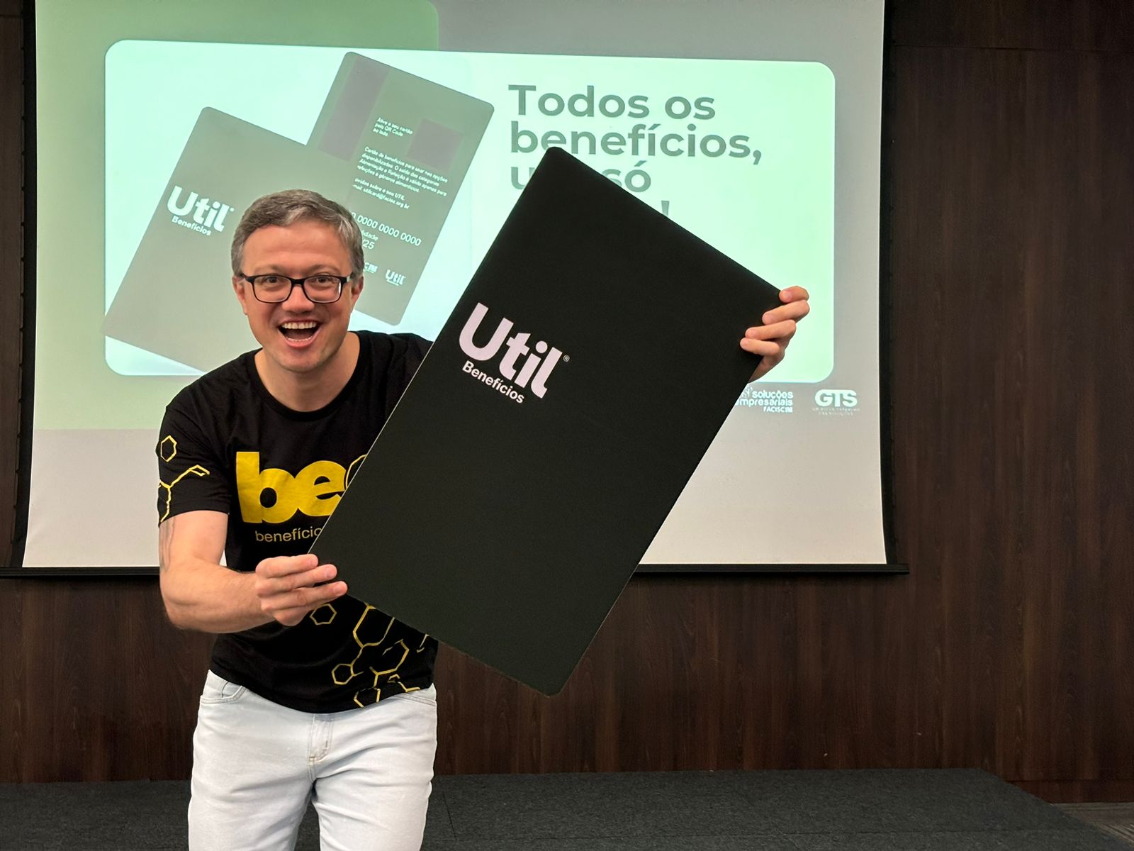 FACISC lança novo cartão de benefícios