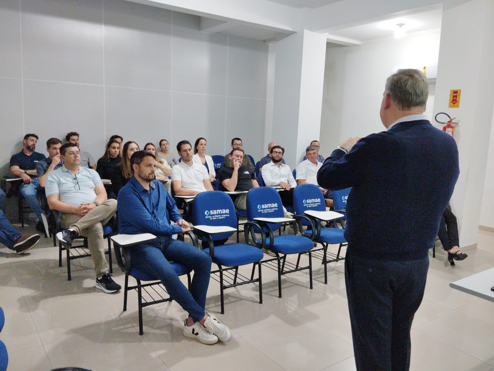 CEO da PLASSON | Franke Hobold compartilha experiência e visão estratégica em palestra ACIMF