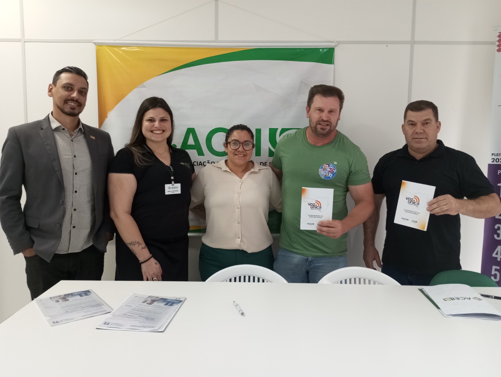 Eleições municipais: empresários entregam pleitos do Voz Única a candidatos de Ituporanga