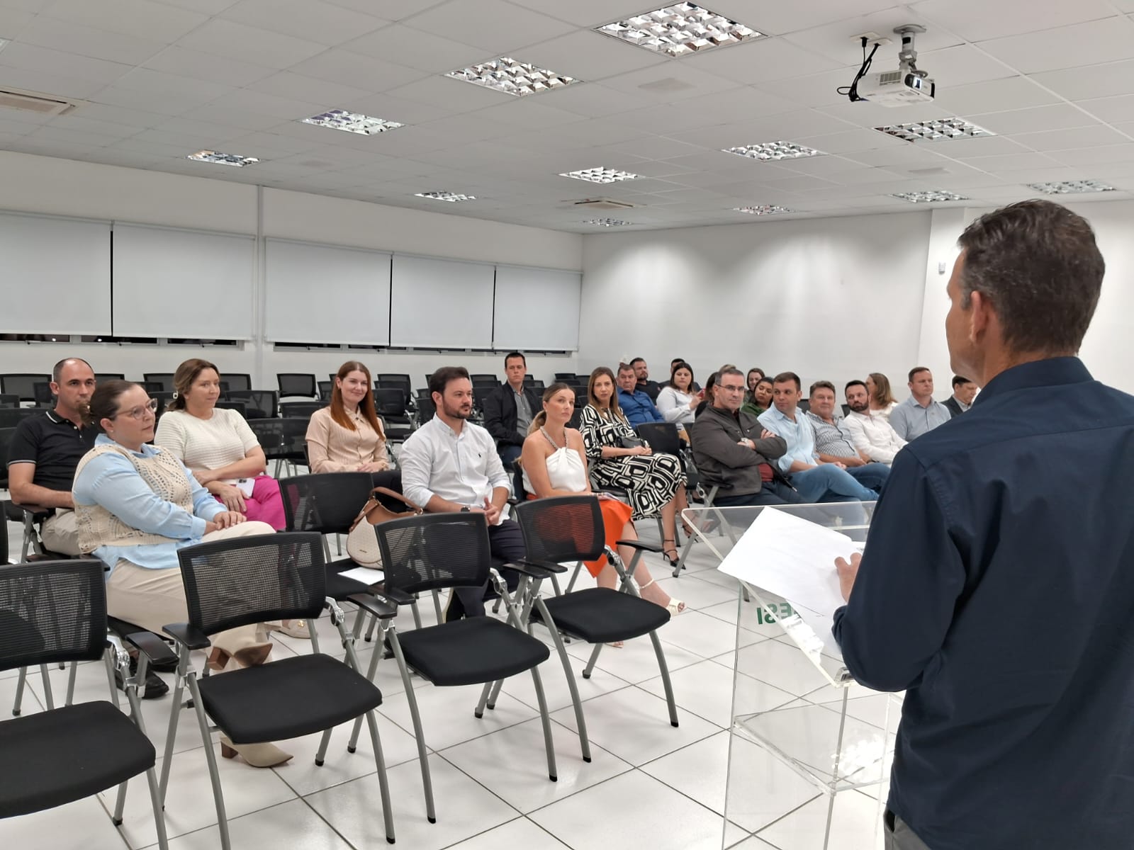 Plenária Regional da FACISC no Alto Vale faz balanço do Voz Única Plenária Regional da FACISC no Alto Vale faz balanço do Voz Única