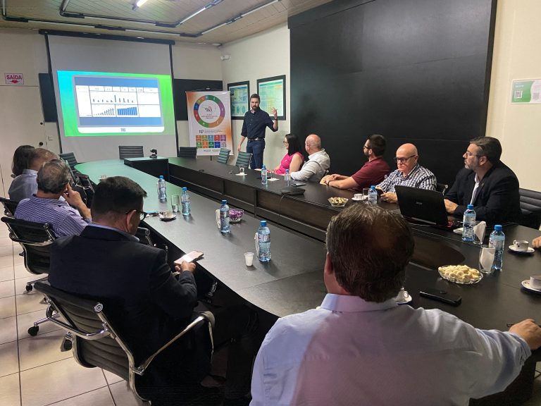 Visita-presidente-Facisc3