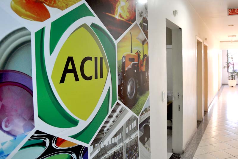 ACII se posiciona sobre PEC da Jornada de Trabalho