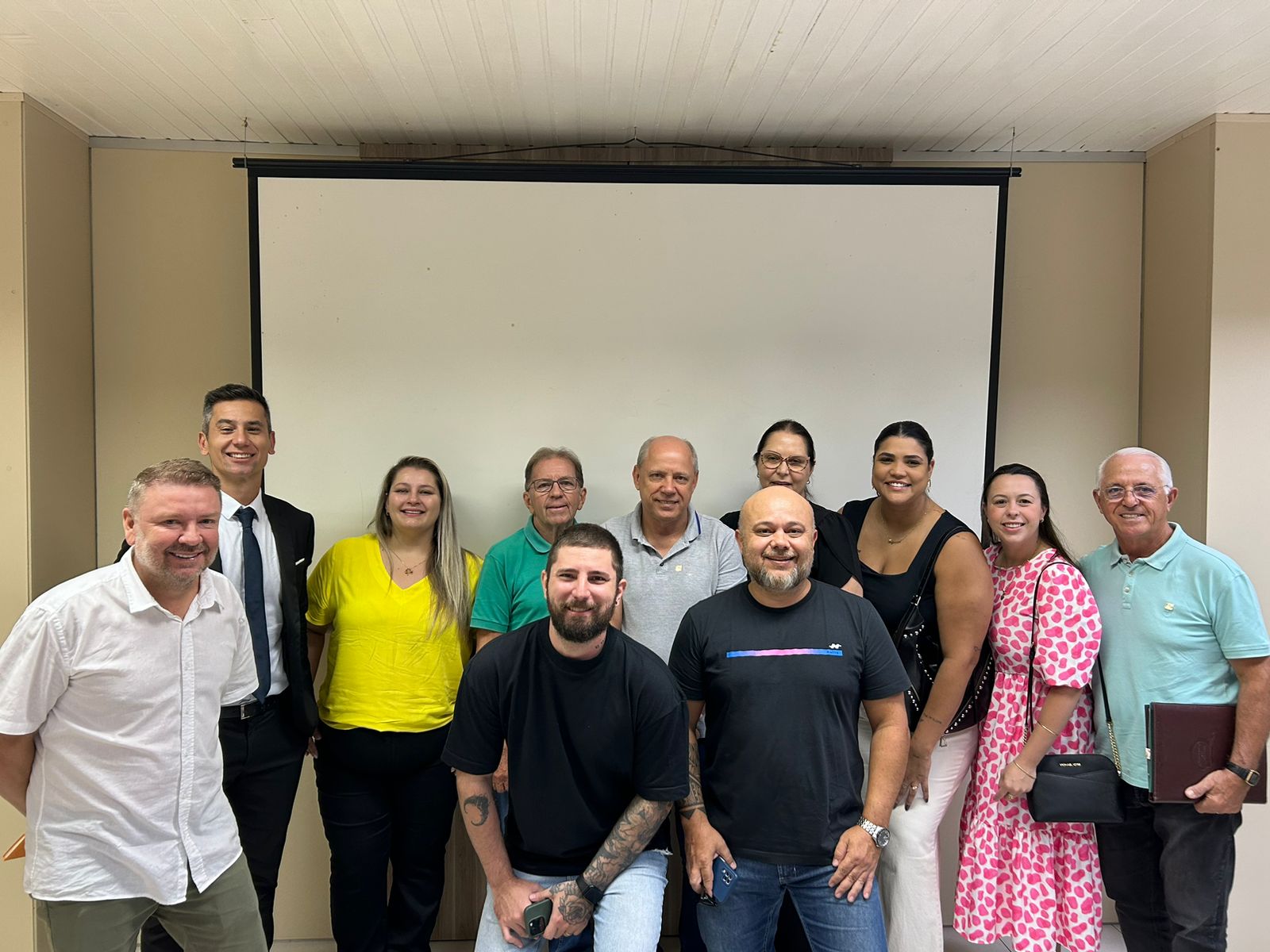 Representantes da ACIBr participam de reunião sobre gastronomia da Fenarreco