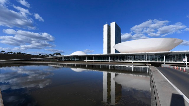 FACISC destaca avanços e ressalvas no novo marco do licenciamento ambiental aprovado pelo Senado FACISC destaca avanços e ressalvas no novo marco do licenciamento ambiental aprovado pelo Senado