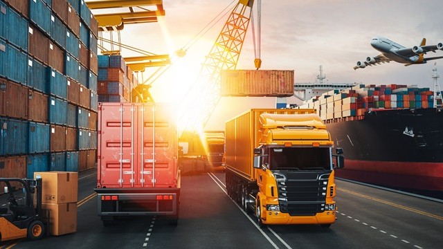 Santa Catarina bate recorde histórico de exportações em outubro com impulso do agronegócio e novos parceiros comerciais