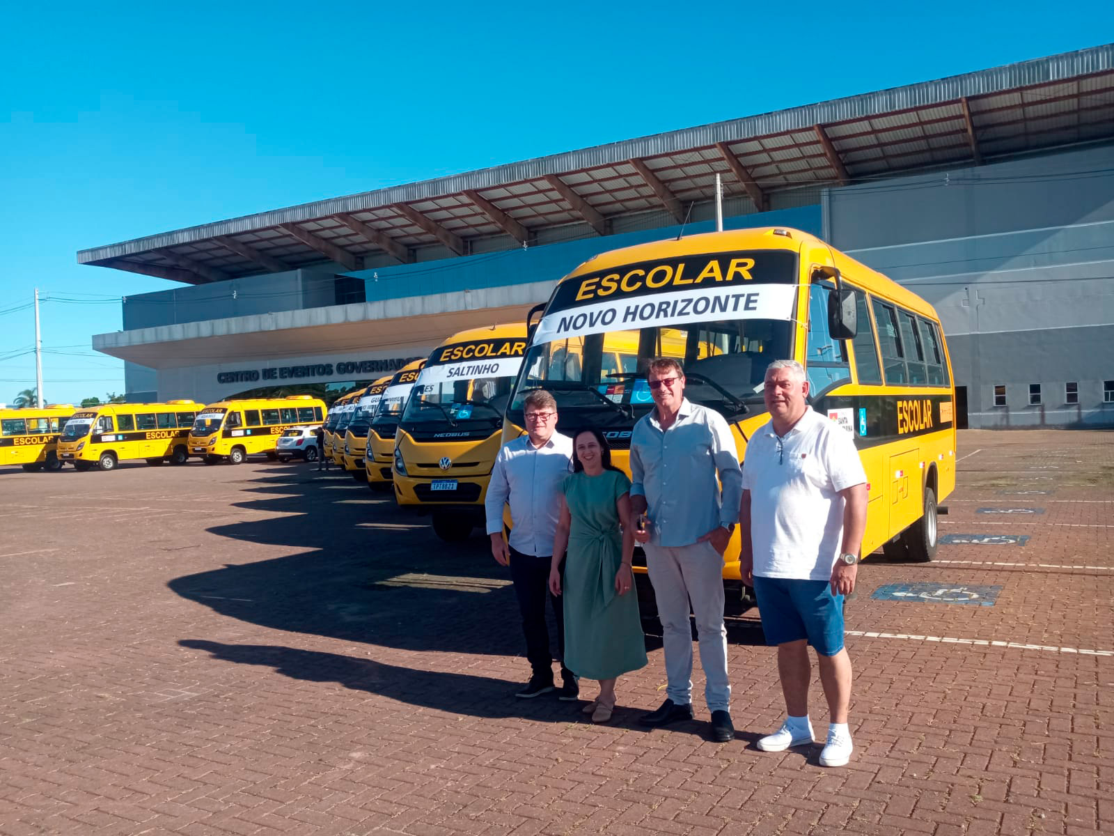 Novo Horizonte reforça o transporte da educação com novo ônibus 29 lugares