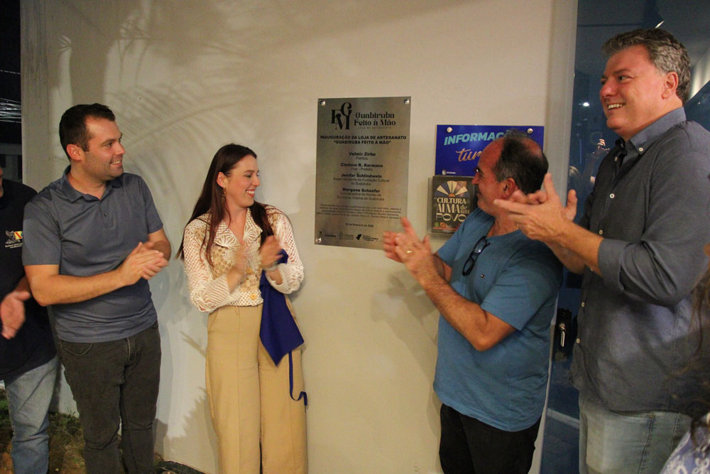 Núcleo de Economia Criativa de Guabiruba da ACIBr inaugura loja de artesanato em parceria com a Fundação Cultural Núcleo de Economia Criativa de Guabiruba da ACIBr inaugura loja de artesanato em parceria com a Fundação Cultural