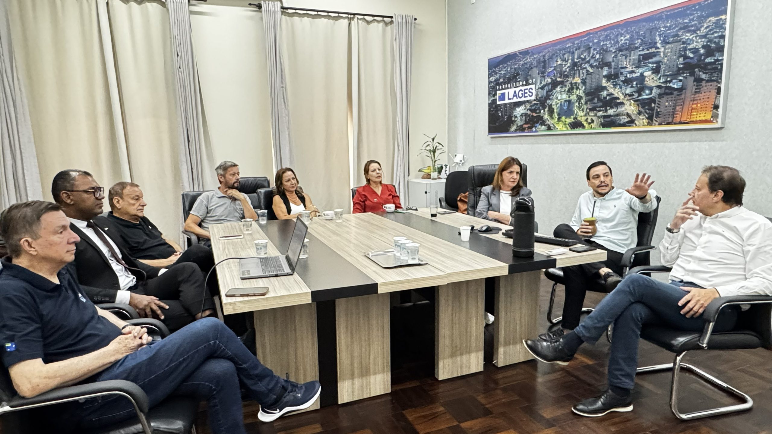 ACIL e CDL firmam parceria com a Prefeitura e fortalecem a realização da 36ª Festa Nacional do Pinhão ACIL e CDL firmam parceria com a Prefeitura e fortalecem a realização da 36ª Festa Nacional do Pinhão