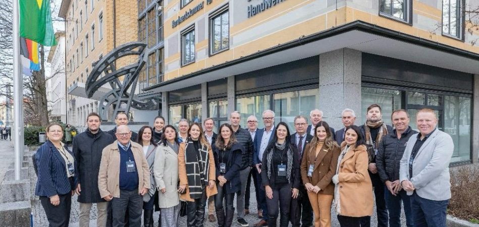 Missão a Alemanha reforça as raízes e a força do associativismo Missão a Alemanha reforça as raízes e a força do associativismo