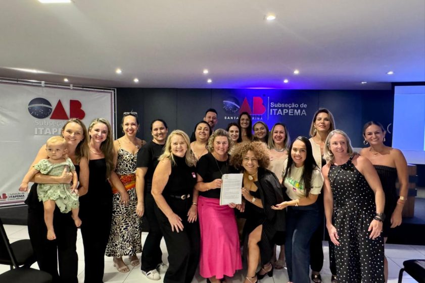 ACITA promove assinatura do protocolo “Aqui Não” e lidera mobilização no enfrentamento à violência contra a mulher ACITA promove assinatura do protocolo “Aqui Não” e lidera mobilização no enfrentamento à violência contra a mulher