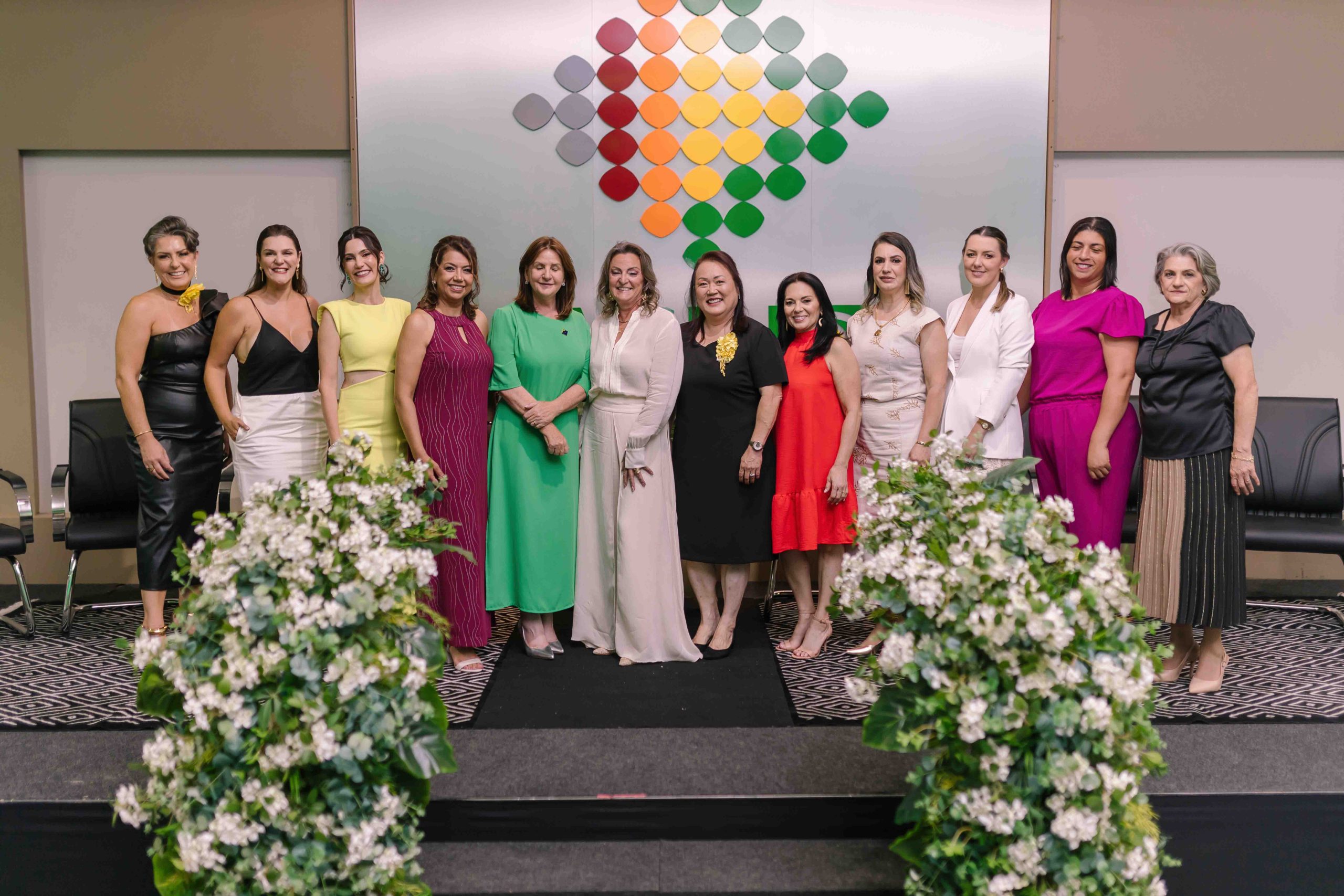Nove lideranças femininas serão homenageadas no Prêmio Mulheres de Sucesso na próxima quinta-feira (12)