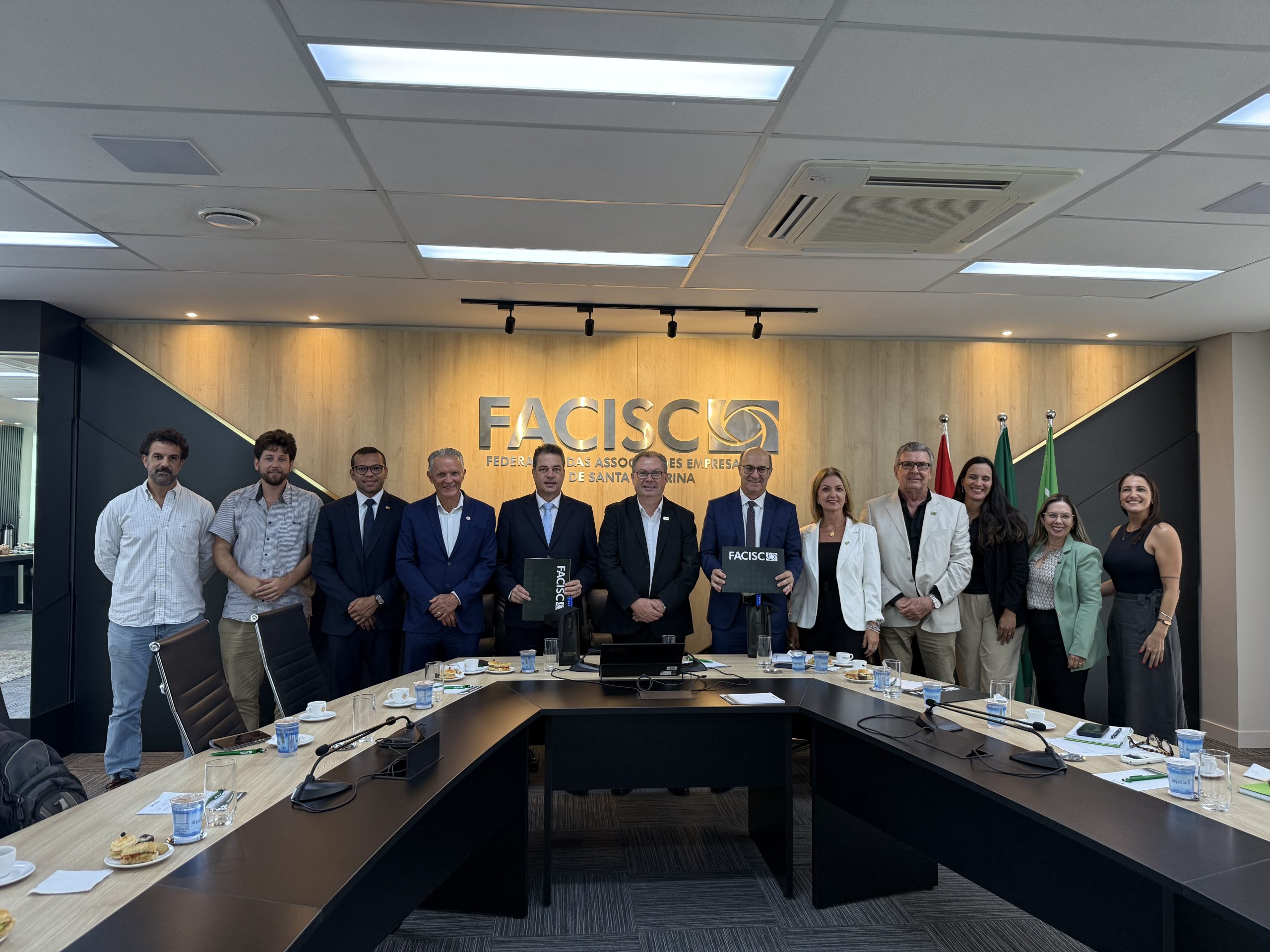 Facisc reúne bancada do Sul e alinha pautas estratégicas para Santa Catarina