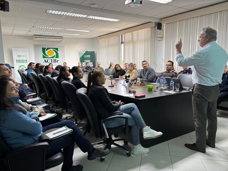 Palestra sobre riscos químicos no trabalho Palestra sobre riscos químicos no trabalho