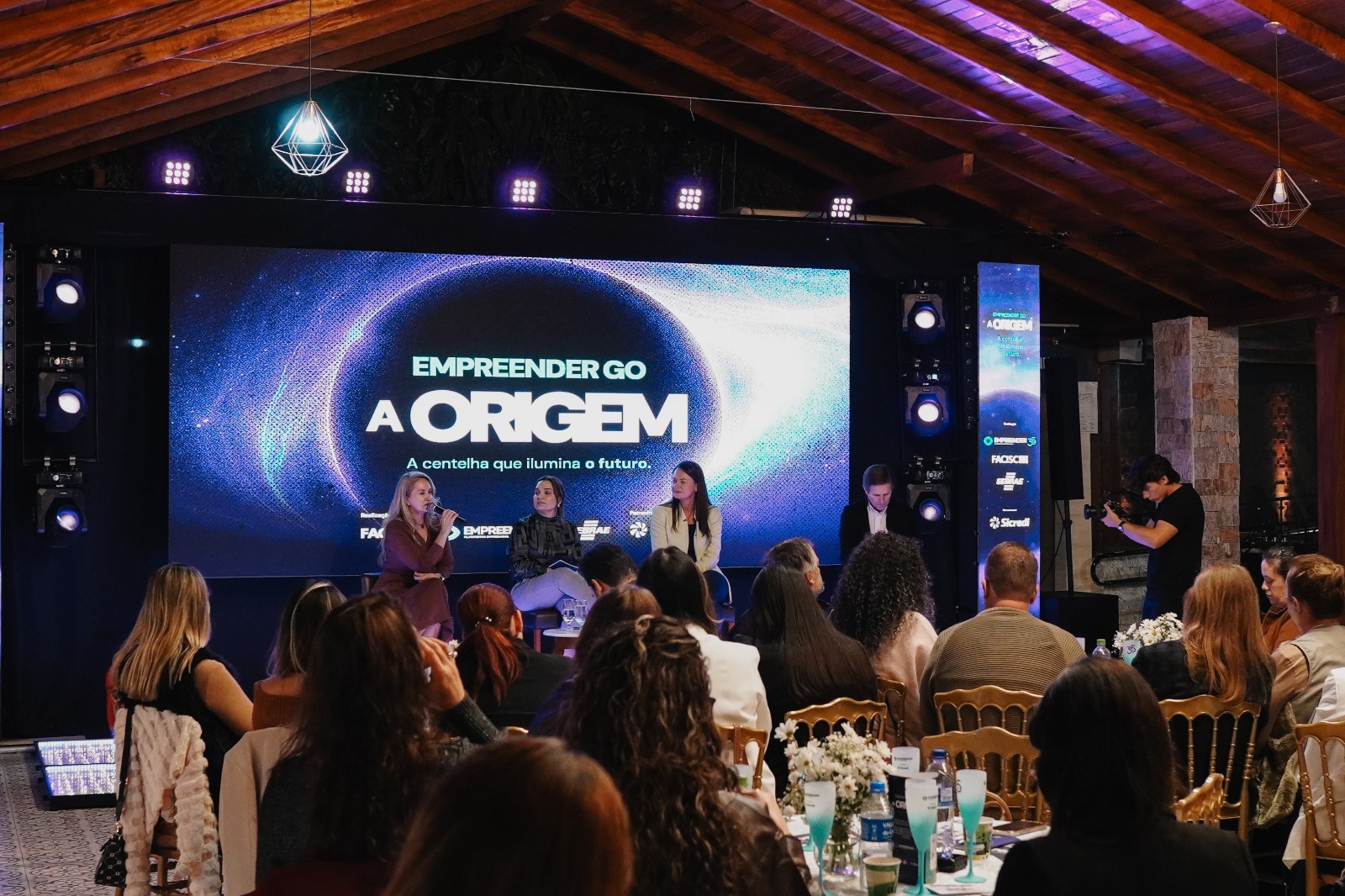 Empreender inicia comemorações de 35 anos com evento que reuniu lideranças e empresários catarinenses