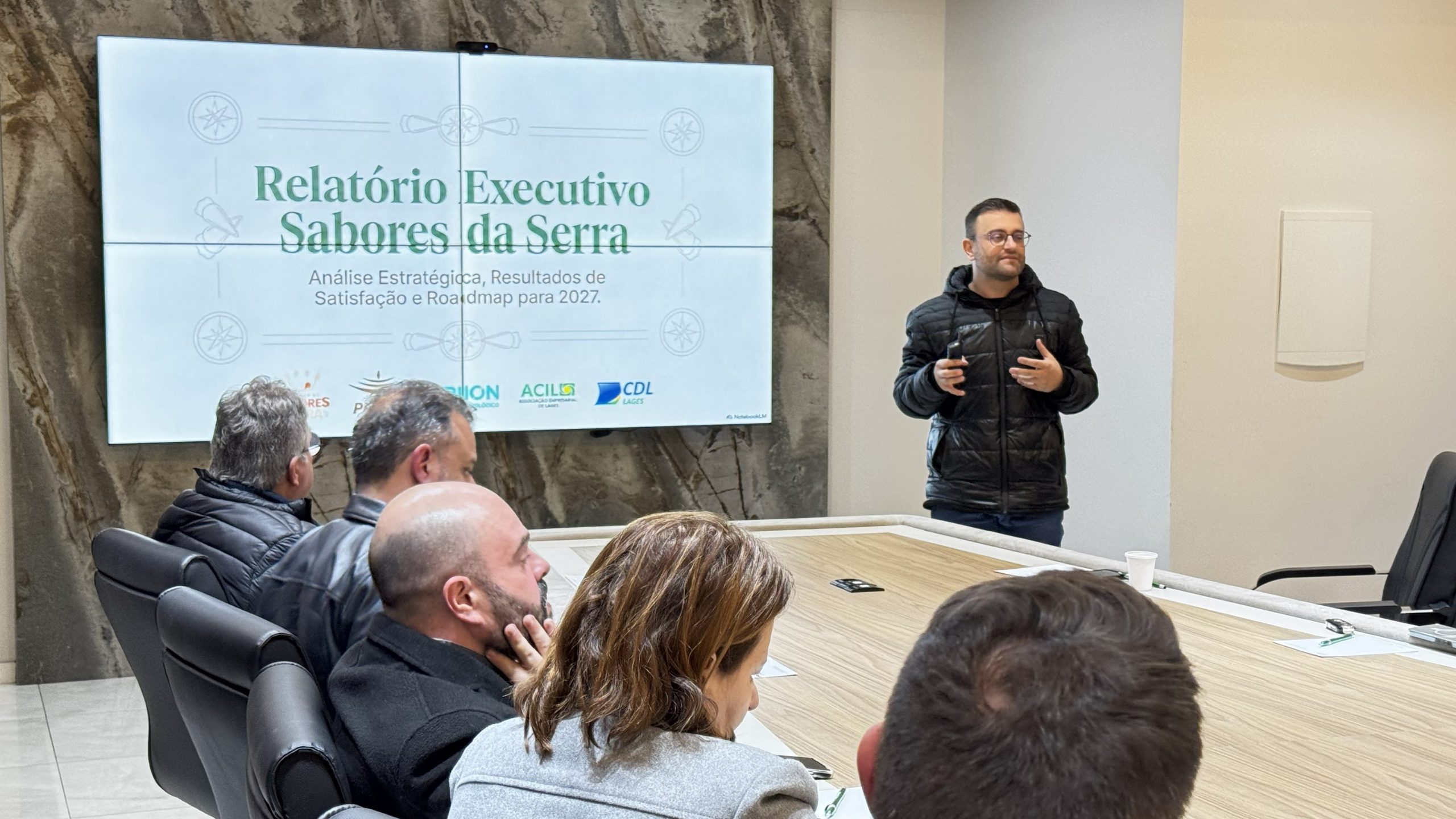 Entidades apresentam balanço da 36ª Festa Nacional do Pinhão em reunião da ACIL Entidades apresentam balanço da 36ª Festa Nacional do Pinhão em reunião da ACIL