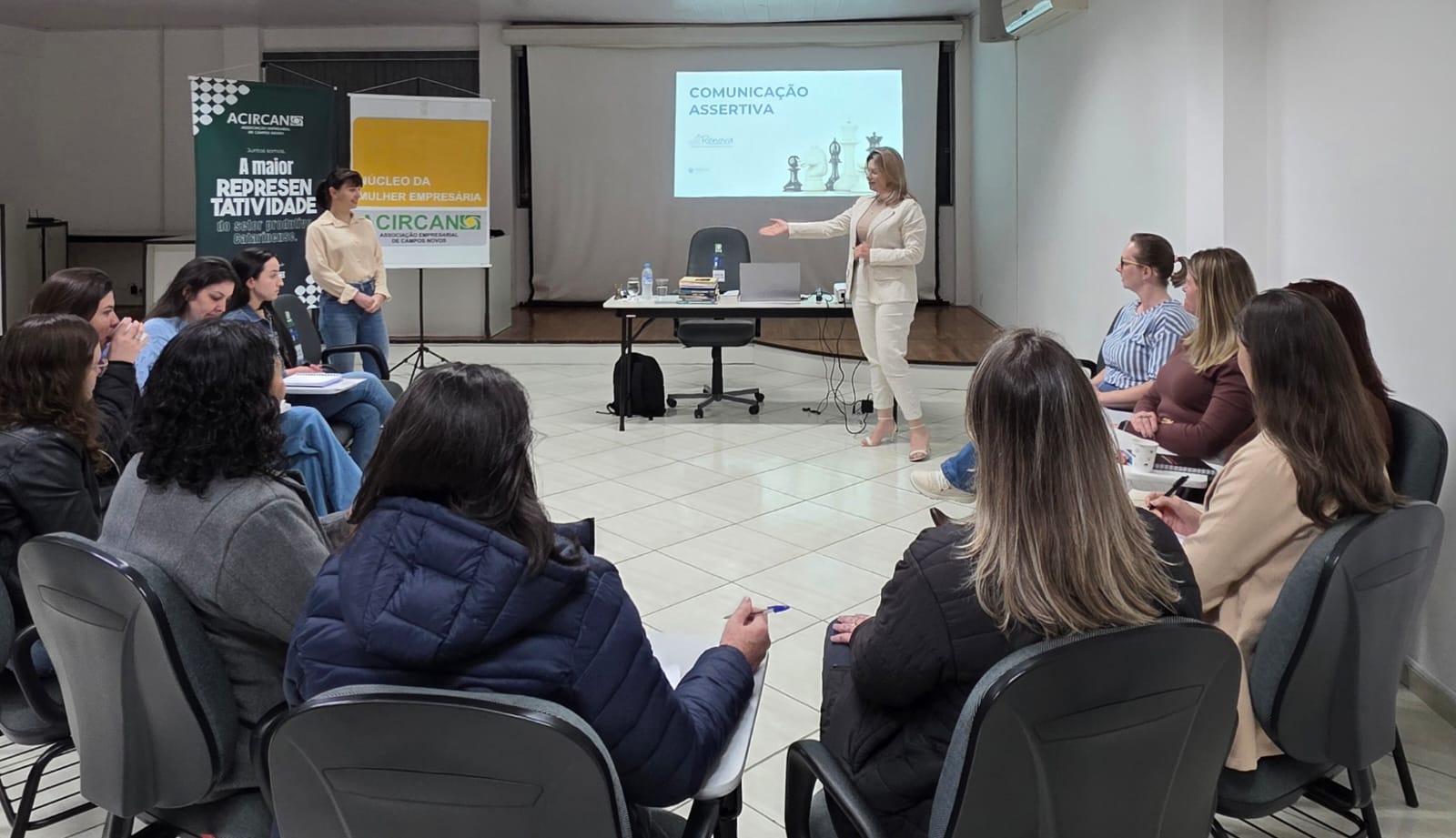 Comunicação assertiva marca segundo módulo do PAN na ACIRCAN Comunicação assertiva marca segundo módulo do PAN na ACIRCAN