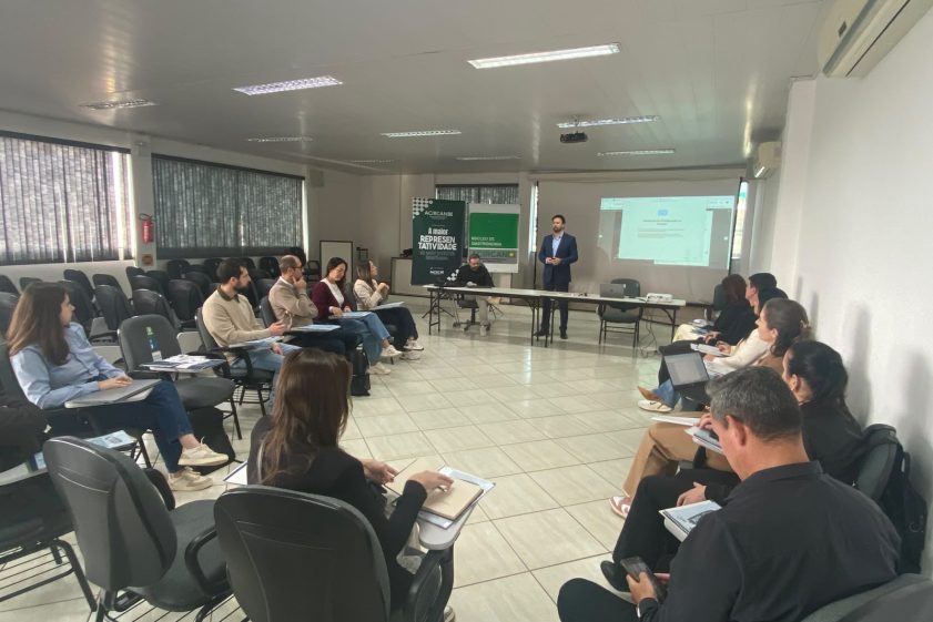 Curso promovido pela ACIRCAN e Núcleo de Gastronomia orienta empresários sobre os impactos da Reforma Tributária Curso promovido pela ACIRCAN e Núcleo de Gastronomia orienta empresários sobre os impactos da Reforma Tributária