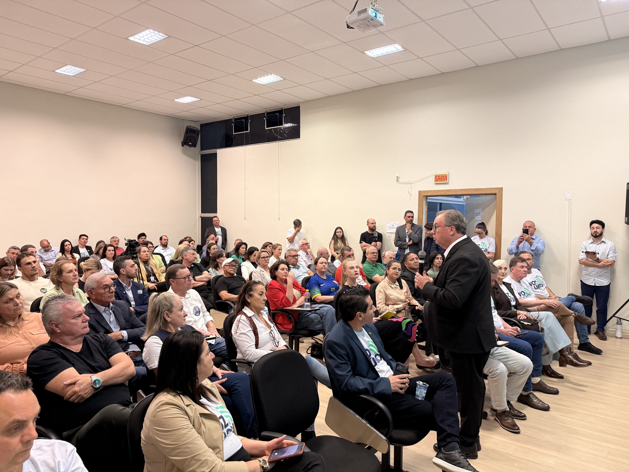 Voz Única: prioridades do Planalto Norte são entregues aos candidatos a deputado estadual e federal Voz Única: prioridades do Planalto Norte são entregues aos candidatos a deputado estadual e federal